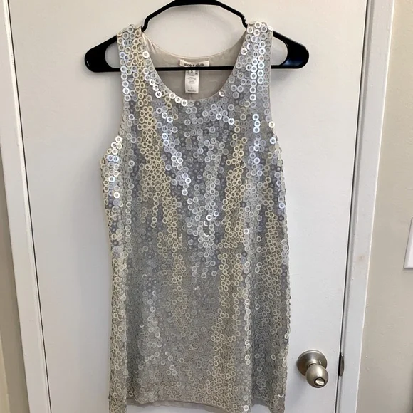 Alice + Olivia | Dresses | Alice Olivia Silver Sequin Dress | Poshmark Alice + Olivia | Dresses | Alice Olivia Silver Sequin Dress | Poshmark